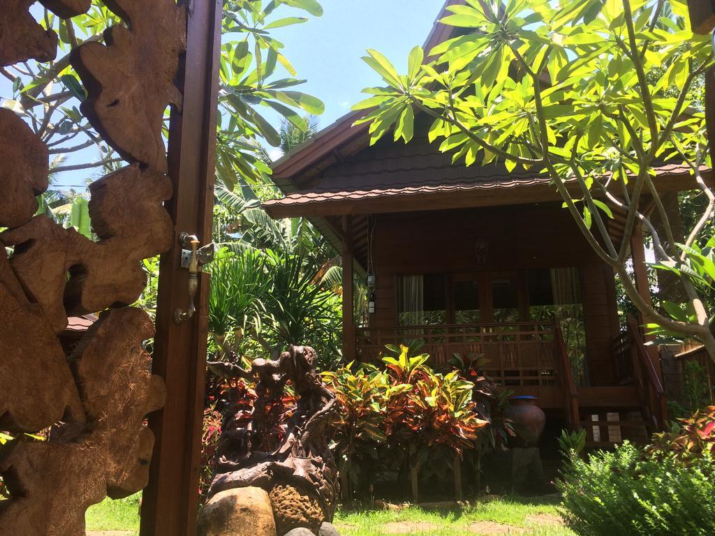 Khoo Villa Senggigi Exterior photo