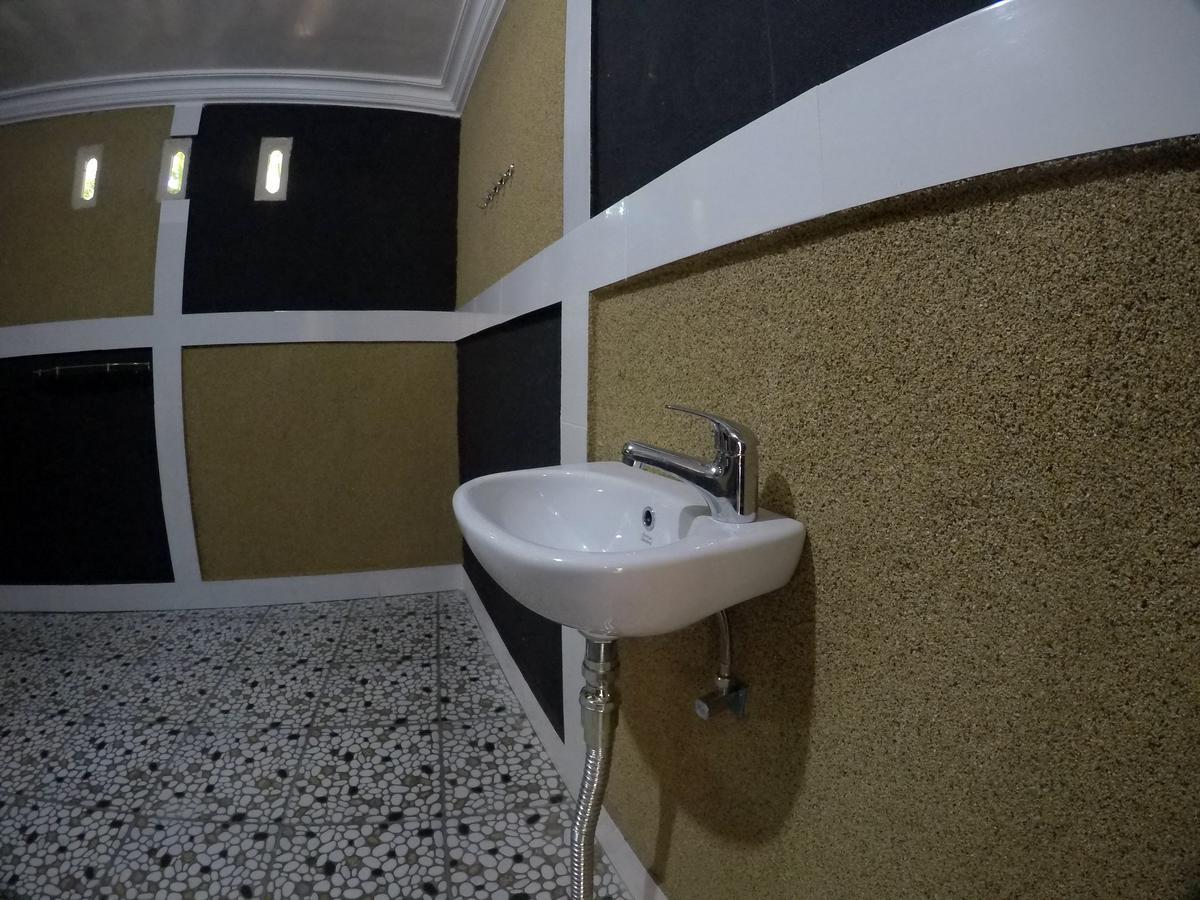 Khoo Villa Senggigi Exterior photo